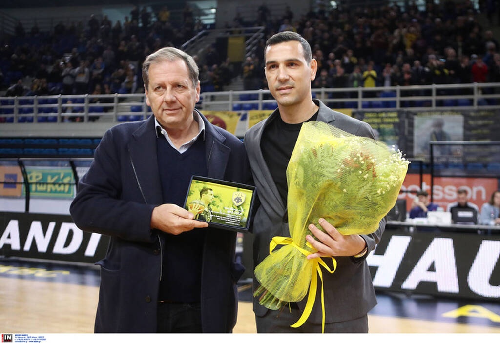 ΑΕΚ-Περιστέρι 68-64: Νίκη τριάδας η Ένωση με εκρηκτικό τρίτο δεκάλεπτο (vids+pics)