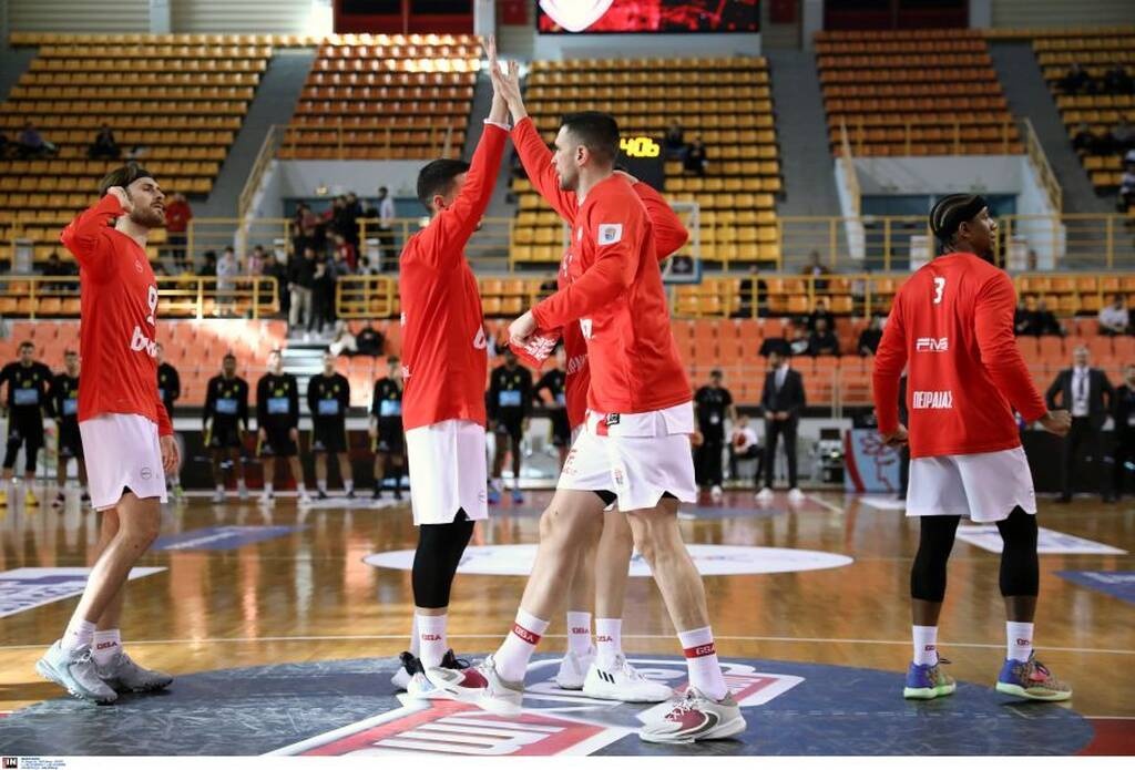 Κύπελλο Ελλάδας - Final 8: Τραγική η εικόνα στις εξέδρες και στο Ολυμπιακός - Άρης (photos)