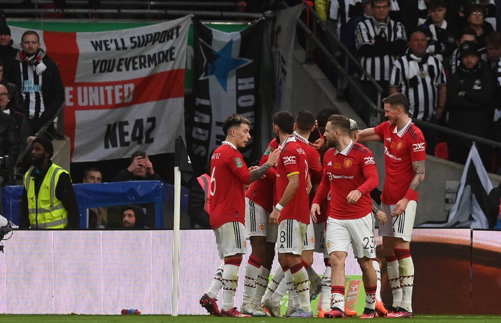 Η Μάντσεστερ Γιουνάιτεντ κατέκτησε το Carabao Cup - Ο Τεν Χαγκ έφερε τίτλο μετά από 6 χρόνια (video)