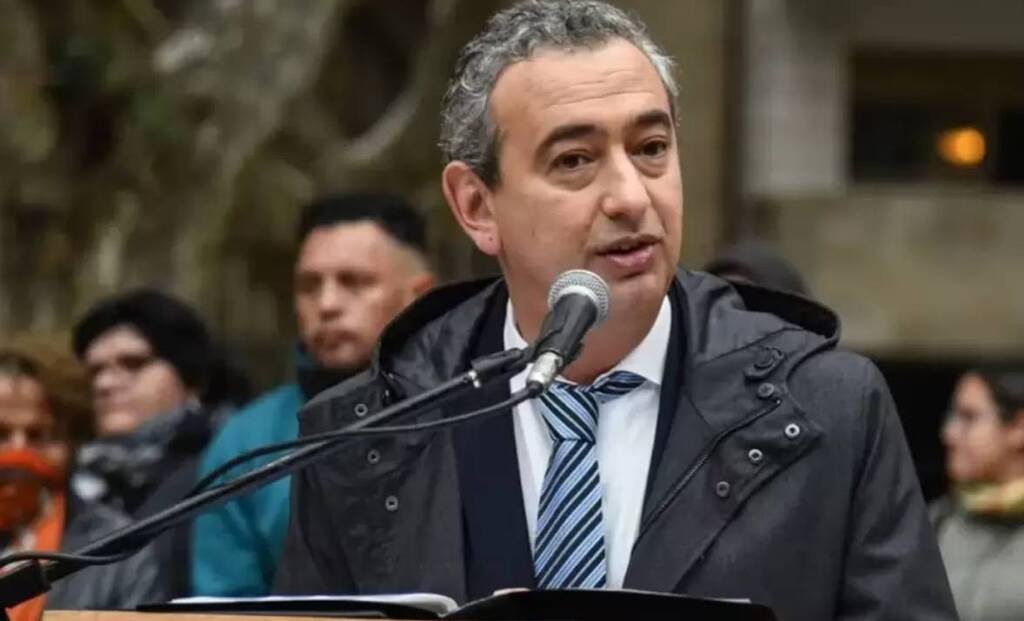 Η μαφία απειλεί τον Λιονέλ Μέσι, πυροβόλησαν 12 φορές σε κατάστημα κι άφησαν σημείωμα!