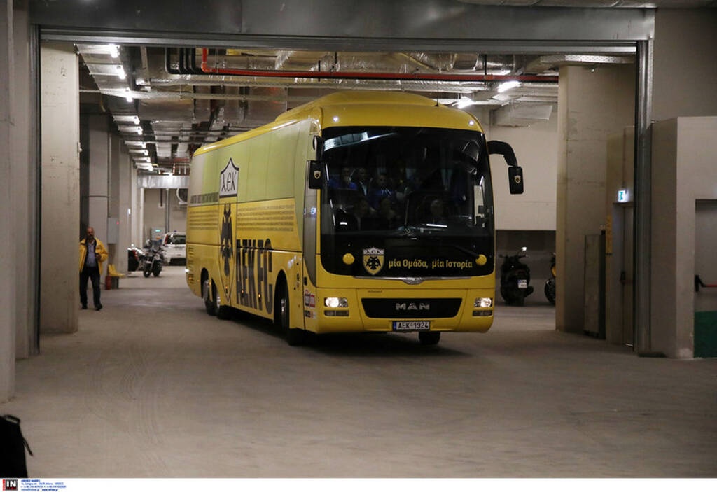 ΑΕΚ - Ολυμπιακός: Η άφιξη των παικτών της Ένωσης (video+photos)