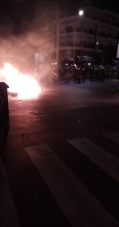 ΑΕΚ - Ολυμπιακός: Μεγάλη ένταση και δακρυγόνα στη Νέα Φιλαδέλφεια μετά το ντέρμπι (pics)