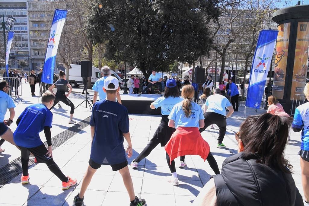 Η προθέρμανση της ΟΠΑΠ Running Team