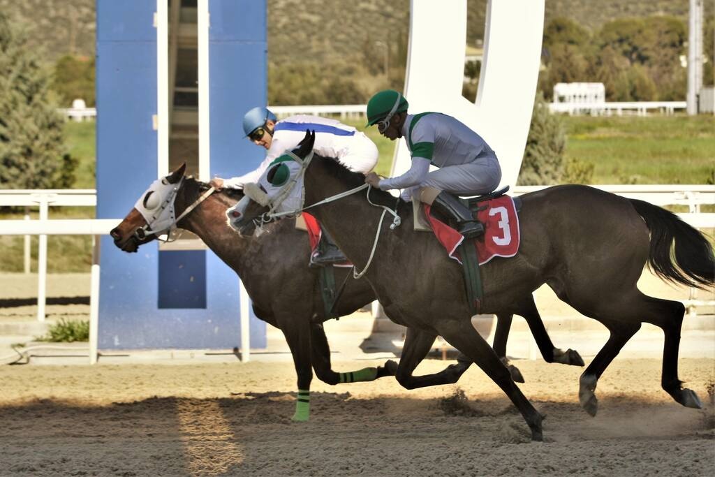 Τρία ΣΚΟΡ και 5 δυνατές κούρσες τη Δευτέρα στο Markopoulo Park