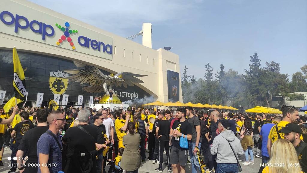 Super League: Χαμός από νωρίς στη Νέα Φιλαδέλφεια για το ματς – τίτλου, ΑΕΚ – Βόλος