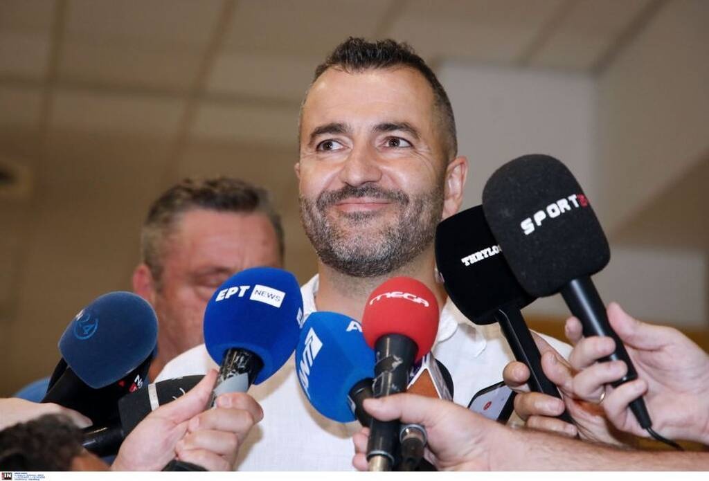 Ολυμπιακός: Στην Αθήνα ο νέος προπονητής Ντιέγκο Μαρτίνεθ - «Ήρθα με όρεξη για δουλειά»
