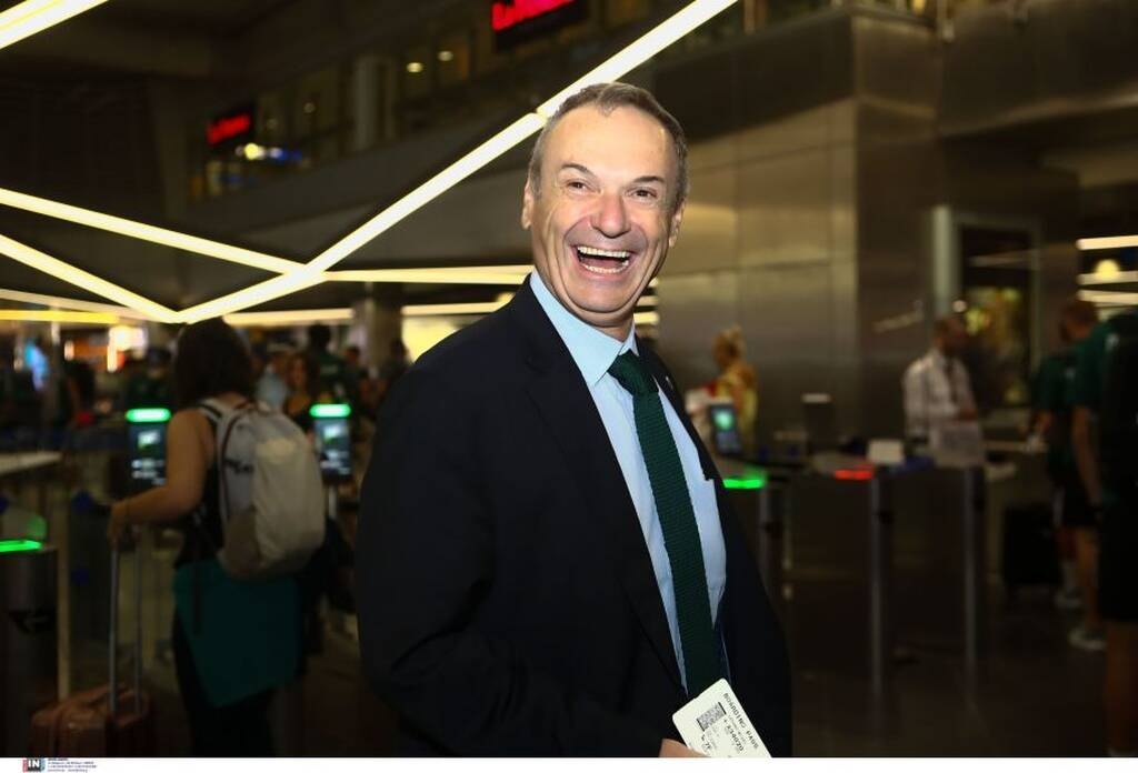 Παναθηναϊκός: Μια τρελή «πράσινη» πτήση - Ο πιλότος έκανε... Λεωφόρο το αεροπλάνο (vid+pics)