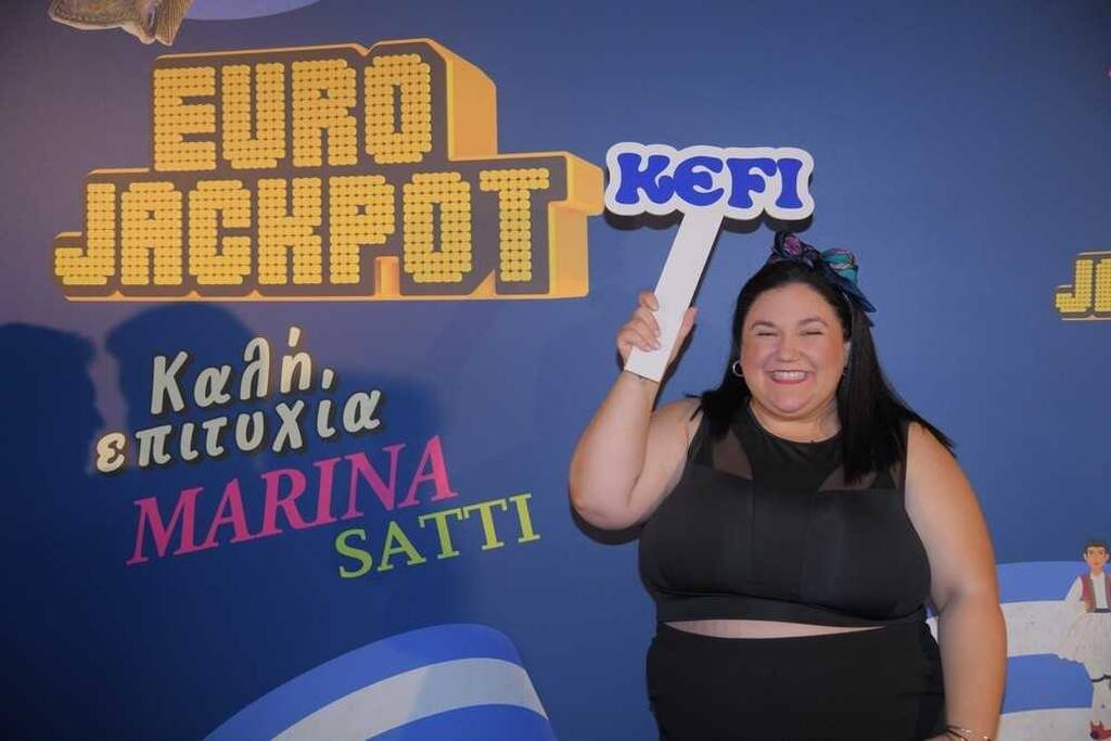 Η Μαρίνα Σάττι τραγουδά για πρώτη φορά live το «Ζάρι»