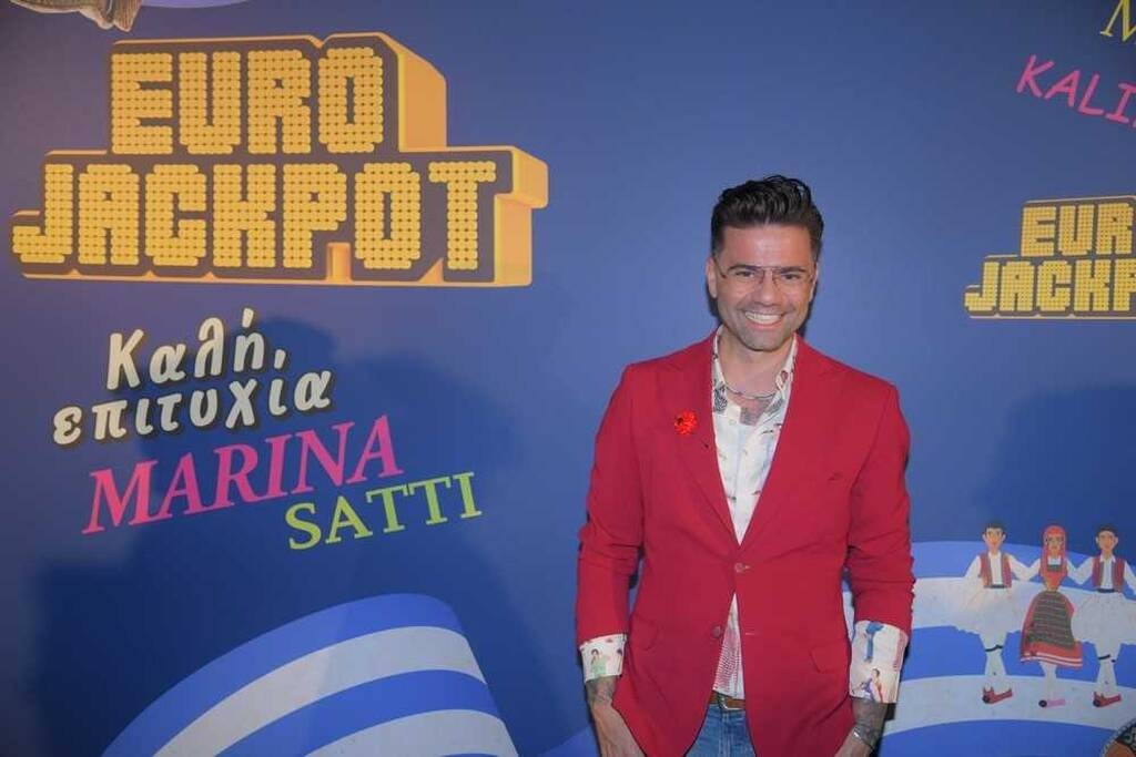 Η Μαρίνα Σάττι τραγουδά για πρώτη φορά live το «Ζάρι»
