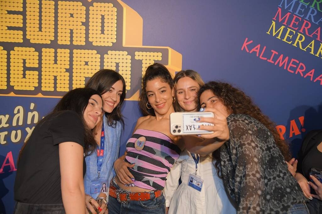 Οι εργαζόμενοι του ΟΠΑΠ υποδέχθηκαν τη Μαρίνα Σάττι με ένα μεγάλο πάρτι στα κεντρικά γραφεία