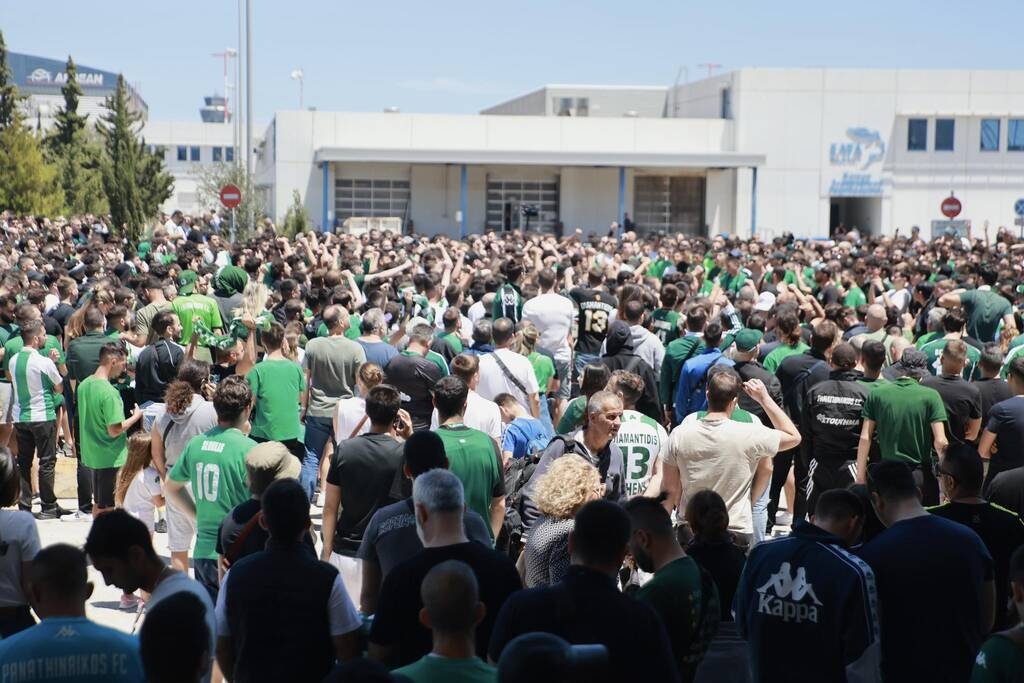 Παναθηναϊκός AKTOR: Έκσταση για τους Πρωταθλητές Ευρώπης - Γλέντι από το αεροδρόμιο μέχρι το ΟΑΚΑ