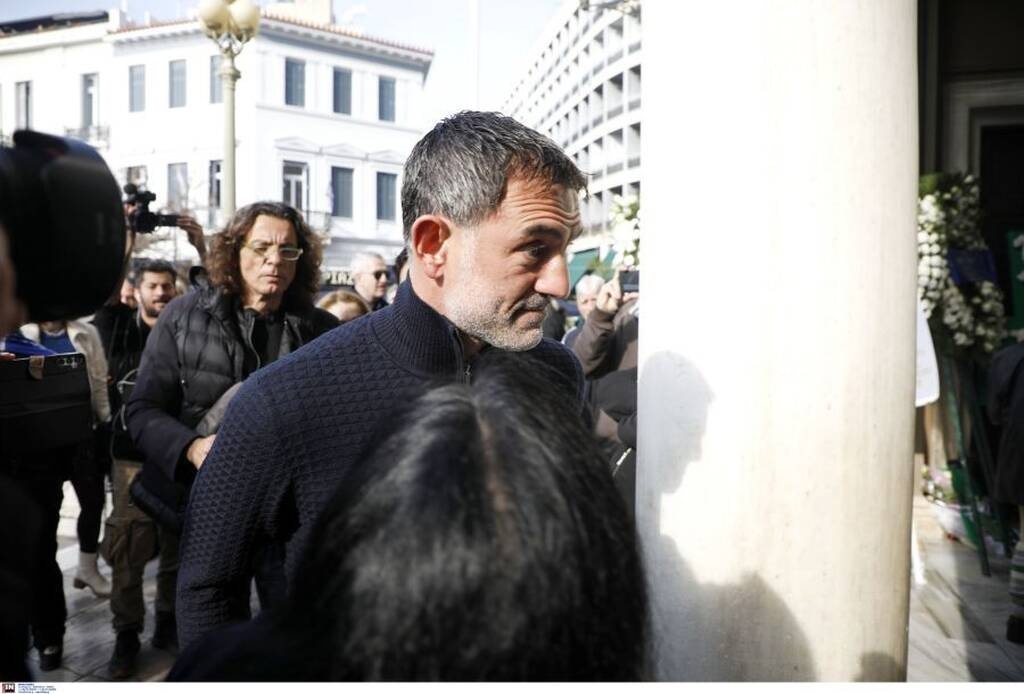 Μίμης Δομάζος: Το τελευταίο αντίο στον Στρατηγό από την οικογένεια του Παναθηναϊκού (pics)