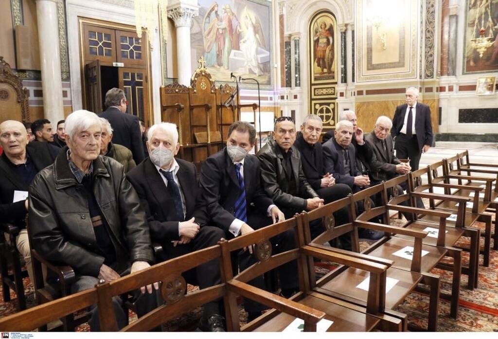 Μίμης Δομάζος: Το τελευταίο αντίο στον Στρατηγό από την οικογένεια του Παναθηναϊκού (pics)