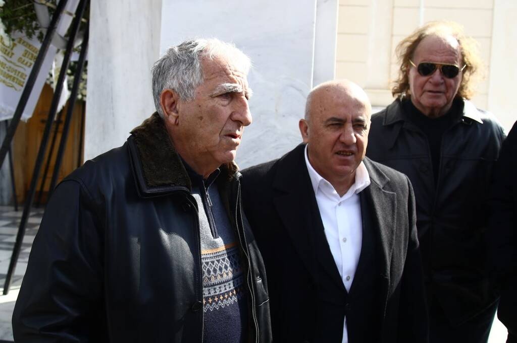 Τάκης Οικονομόπουλος: Το τελευταίο αντίο στον μυθικό γκολκίπερ του Παναθηναϊκού (pics)