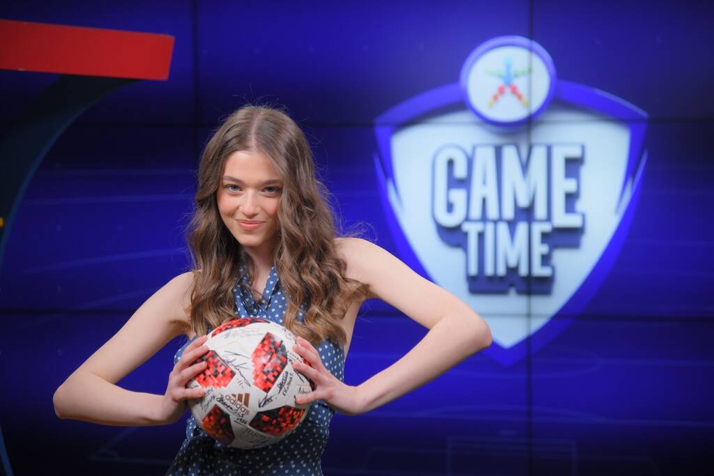 Η Γεωργία Μεσαρίτη στο ΟΠΑΠ Game Time: Ο Μουζακίτης, ο ρόλος κομπάρσου με τον Μπράντ Πιτ κι η Στόουν