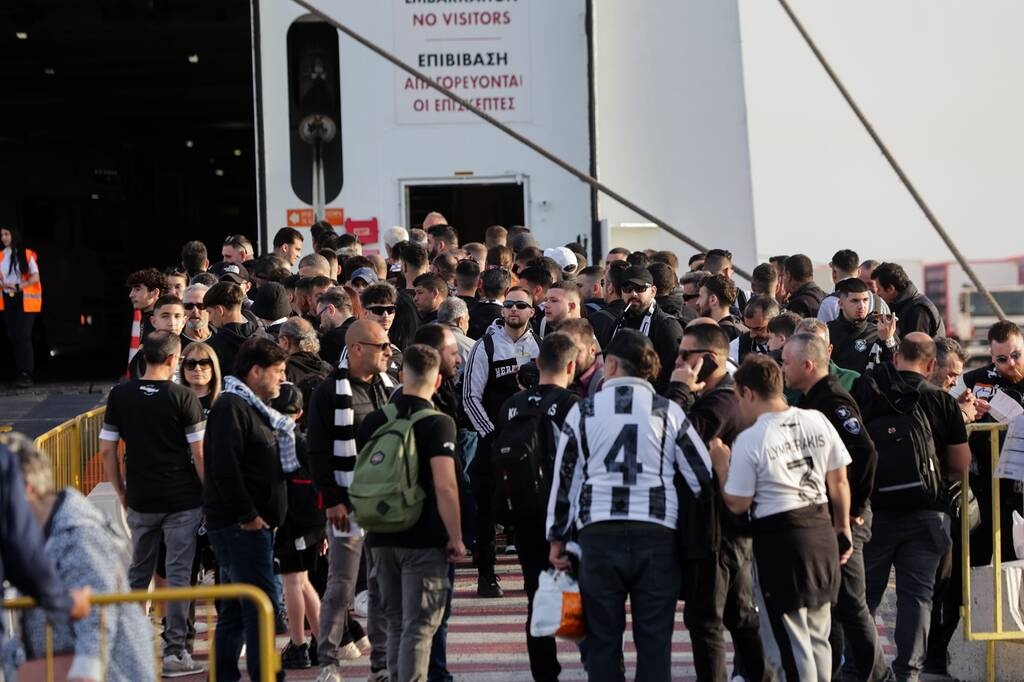 Τελικός Κυπέλλου Ελλάδας, ΟΦΗ - Ολυμπιακός: 3.000 Κρητικοί οπαδοί αναχώρησαν με πλοία για Αθήνα