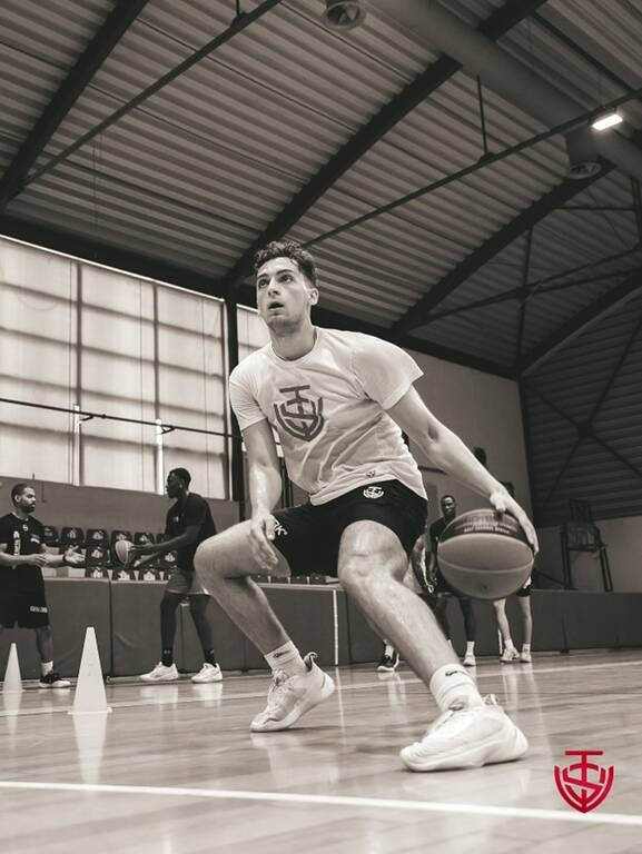 Αν αγαπάς το NBA, το TrenchWork Sports Camp στο ΟΑΚΑ Basketball Arena είναι για εσένα