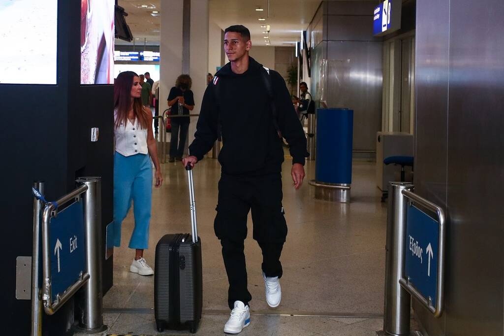 Μεταγραφές, Ολυμπιακός: Έρχεται Αθήνα ο Ταρεμί - Έφτασε ο Μάντσα