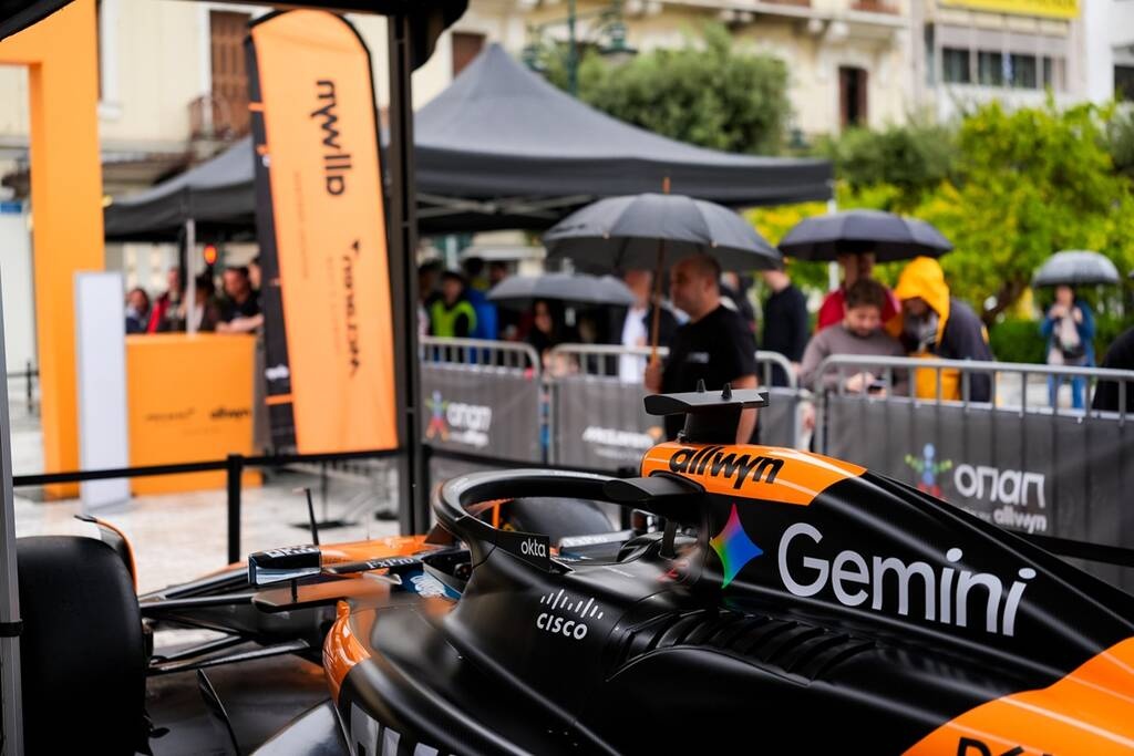 Το εντυπωσιακό showcar της McLaren F1 Team
