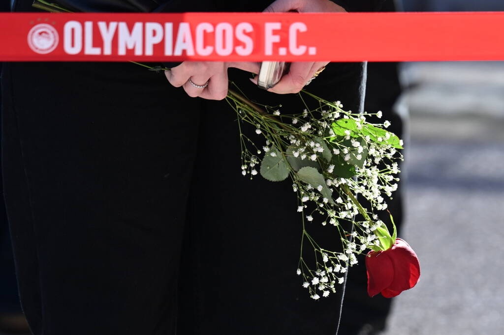 Ολυμπιακός: Απέτισαν φόρο τιμής στα θύματα της Θύρας 7
