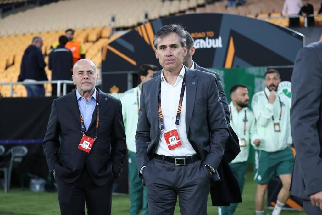 Μπέτις - Παναθηναϊκός: Στο «La Cartuja» ο Αλαφούζος - Έκανε βόλτα μαζί με τον Μπενίτεθ