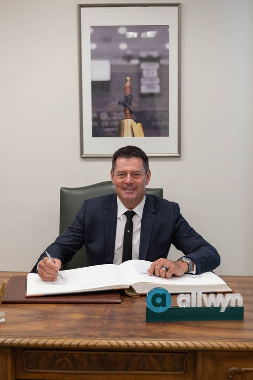Η Allwyn σηματοδοτεί τη διαπραγμάτευση των μετοχών της στο Χρηματιστήριο Αθηνών