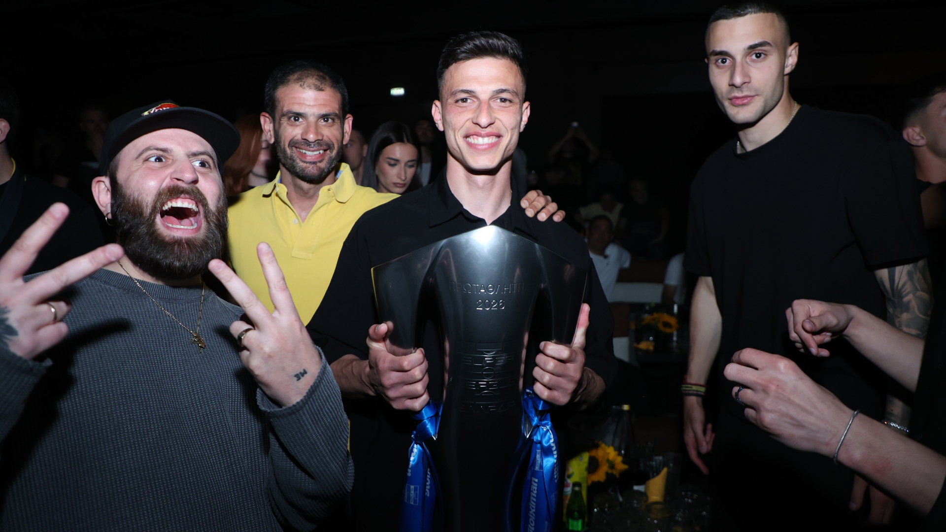 AEK BOUZOUKIA