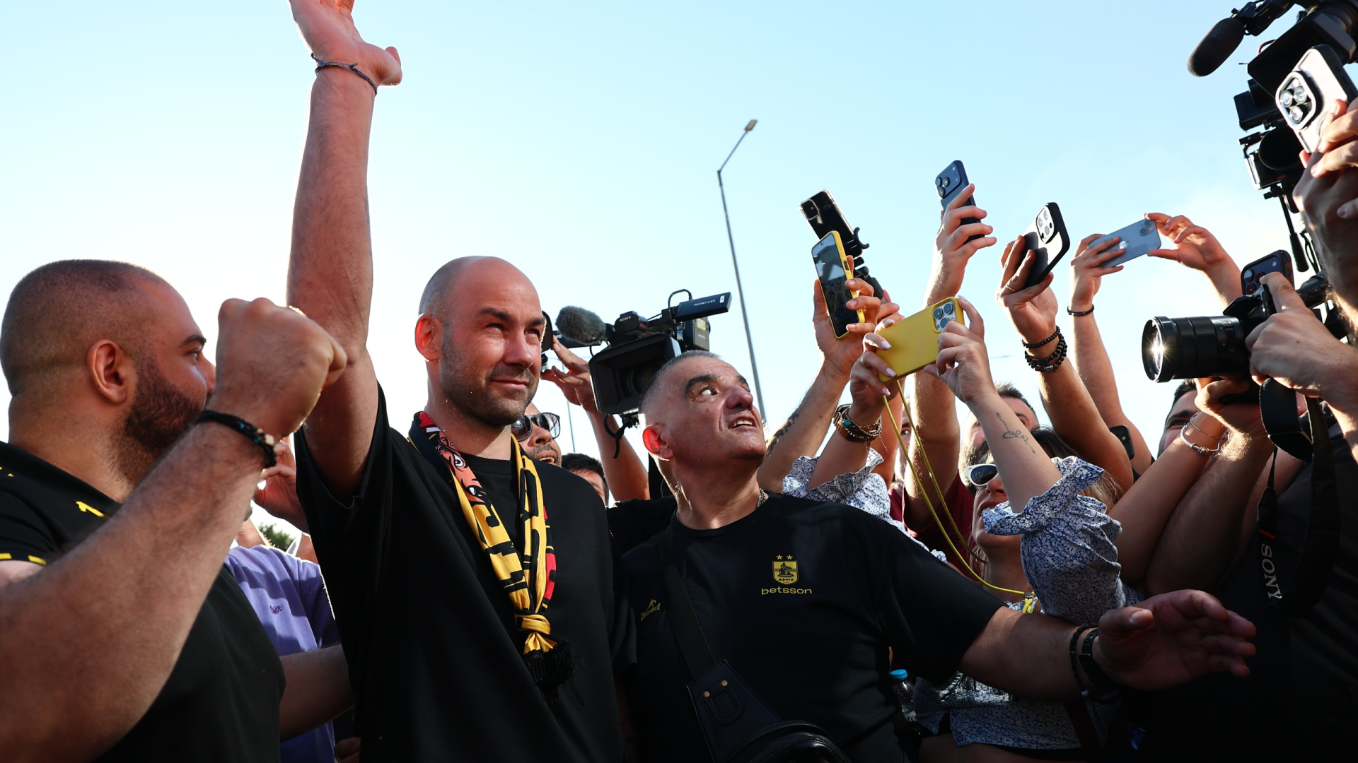 [387682] ΑΦΙΞΗ ΤΟΥ ΒΑΣΙΛΗ ΣΠΑΝΟΥΛΗ ΣΤΗ ΘΕΣΣΑΛΟΝΙΚΗ ΓΙΑ ΤΗΝ ΟΜΑΔΑ ΤΟΥ ΑΡΗ (ΡΑΦΑΗΛ ΓΕΩΡΓΙΑΔΗΣ / EUROKINISSI)