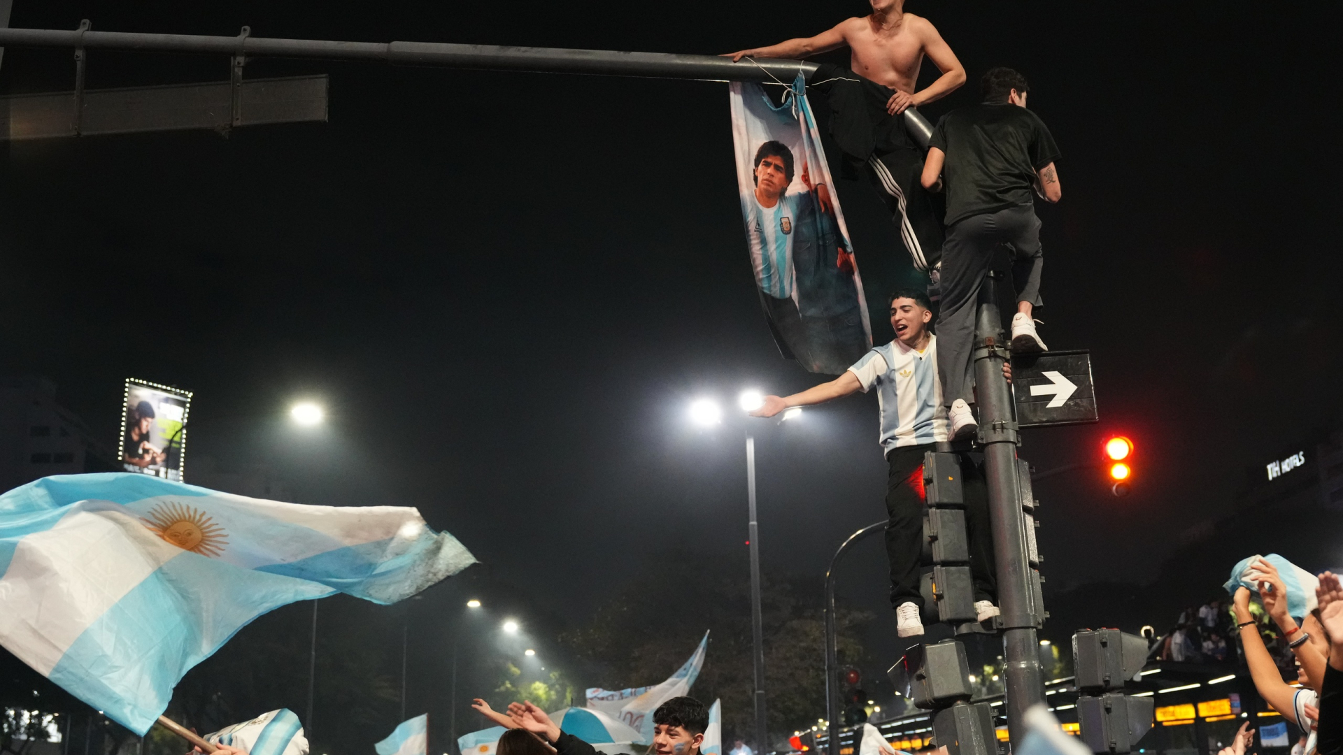 Argentina-Fans-Celebrations