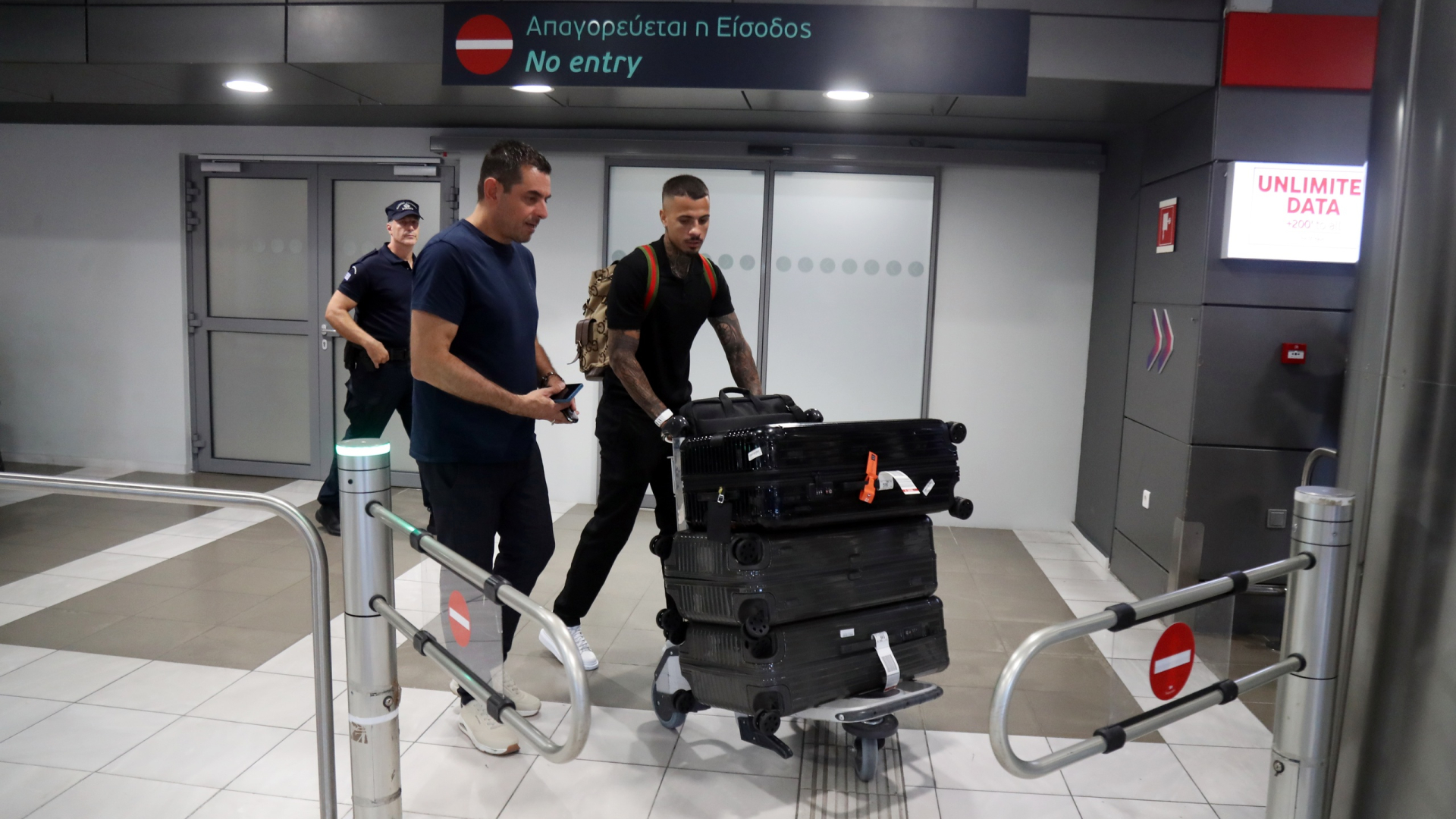 ΑΦΙΞΗ ΤΟΥ ΝΤΙΕΓΚΟ ΚΟΣΤΑ ΓΙΑ ΤΗΝ ΟΜΑΔΑ ΤΟΥ ΠΑΟΚ
