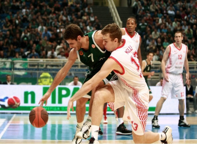 Πρώτος με… στιλ Αρμάνι