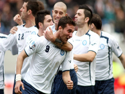 Στην αγορά για μέσο