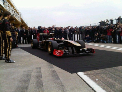 Σειρά της Renault για αποκαλυπτήρια