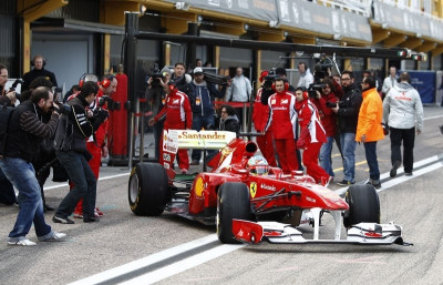 O Αλόνσο περνά 1ος στη Βαλένθια