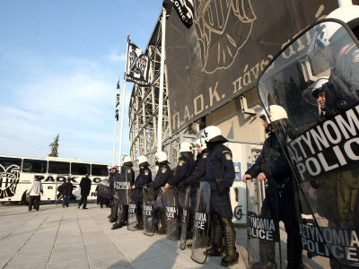 Ερώτημα στη Βουλή για το ντέρμπι