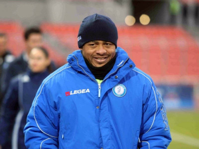 Επαλέ: «Έτσι, να παίρνουμε τα ματς»