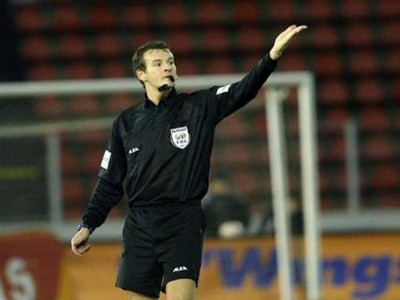 Τσέχοι οι διαιτητές με Σίτι