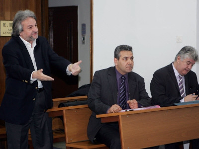 Για όλα φταίει ο δημοσιογράφος