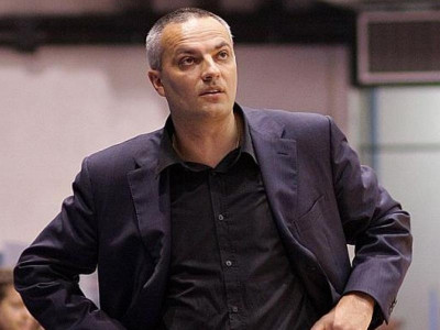 Πάλι αναζητά προπονητή