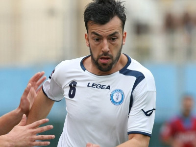 Αλλαξε πλάνα στην άμυνα