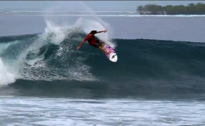 Κόλπα επιπέδου στην θάλασσα...