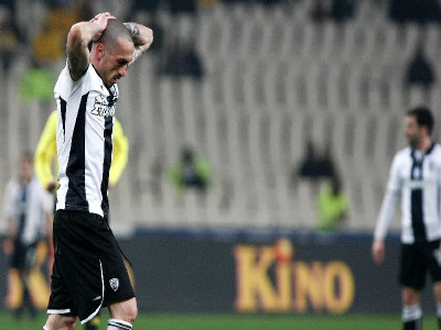 Όλοι τους παίζουν με τη φωτιά