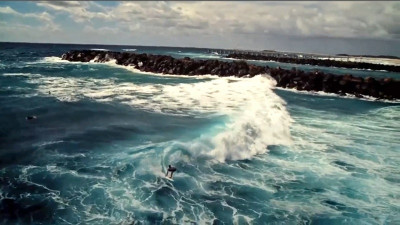 Το surf από μια άλλη οπτική...