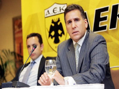 Εδώ Παππάς, εκεί Νοτιάς