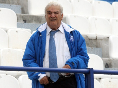 Κοντά στον «Εθνικάρα»