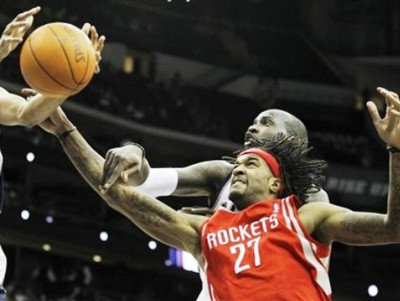 «Ρολάρουν» οι Ρόκετς