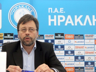 «Μακριά από ιστορίες...»