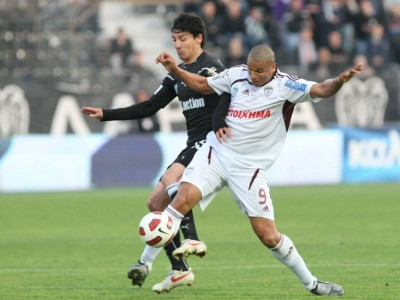 Κοντρέρας στα play off