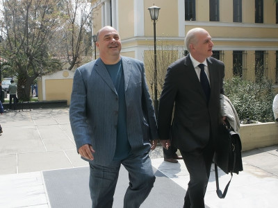 Τελειώνει η υπόθεση