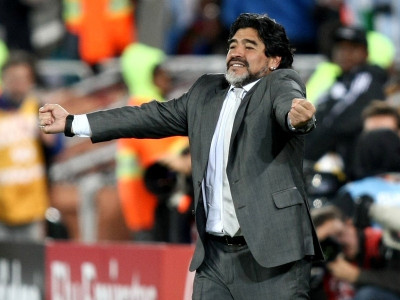 Έλιωσαν τη «χρυσή μπάλα»